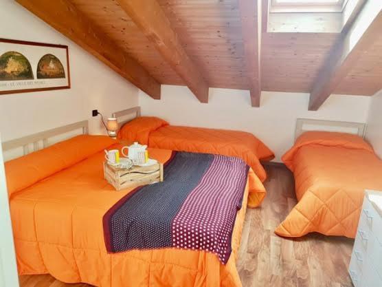 Casa Vacanza Zaira & Claudio Pianello Del Lario Экстерьер фото